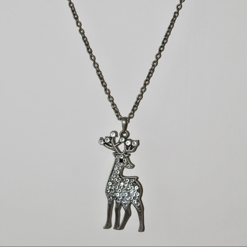 Forever 21 necklace